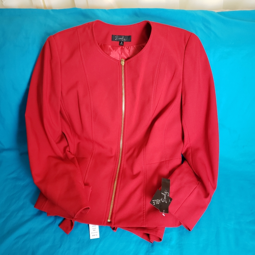 Emily Red Gold Zipper 2 Piece Suit